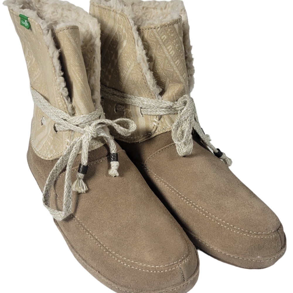 Sanuk Womens soul shine chill boot Faux Fur Size 8.